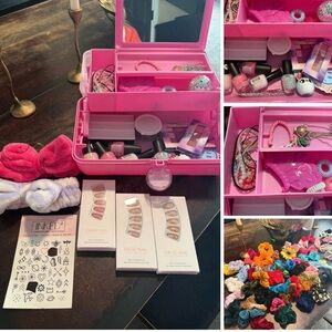 Caboodles Pink  Accessory Organizer with lots of goodies!